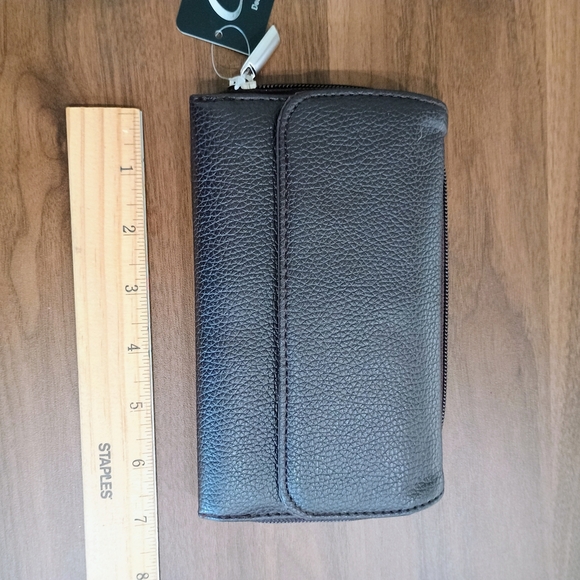 Candie's Brown Vegan Leather Wallet - Picture 1 of 6